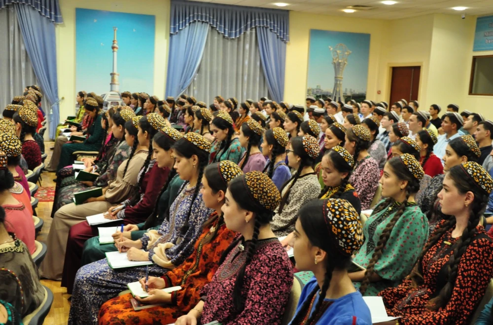 THE NATIONAL LEADER OF THE TURKMEN PEOPLE CONDUCTED A GENERAL LESSON IN THE CITY OF ARKADAG